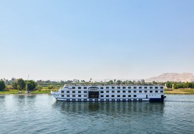 Mövenpick Royal Lotus Nile Cruise with Panoramic Views